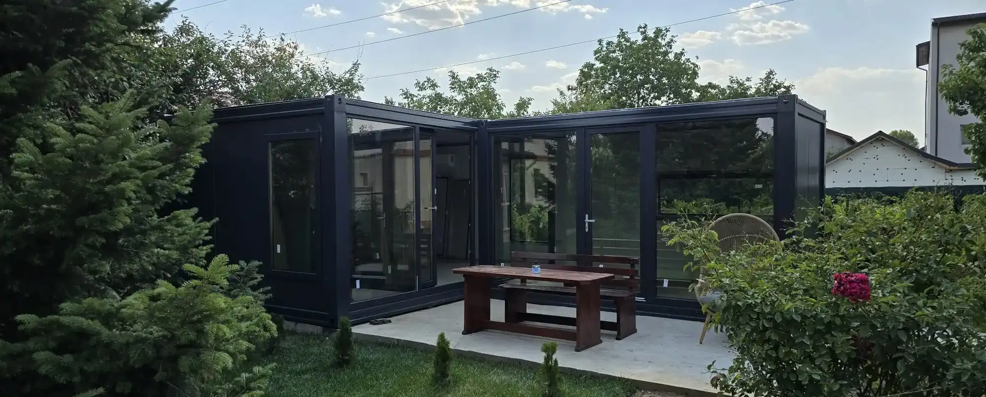 Modular home built by ROM CONTAINER